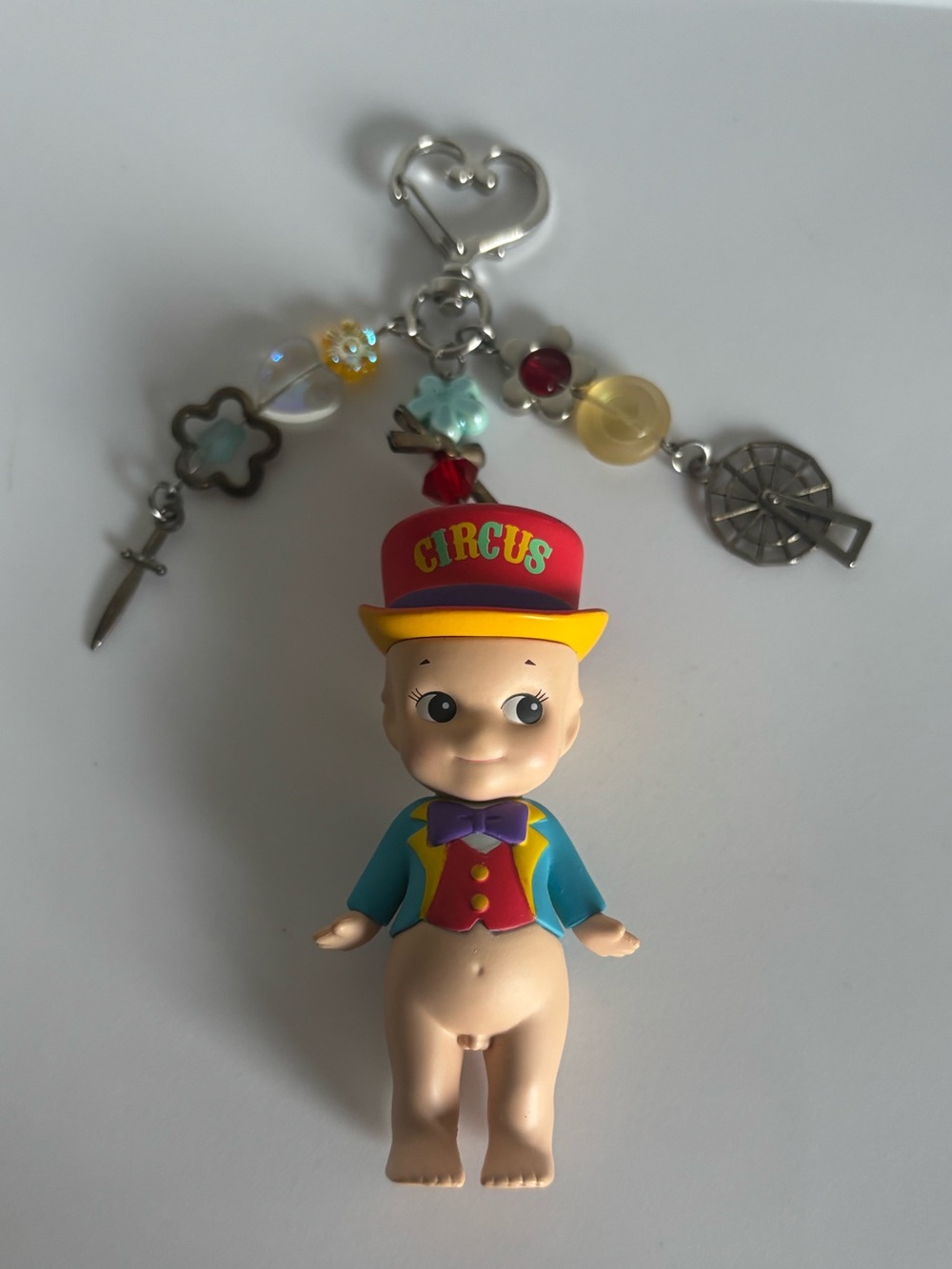 Circus Sonny angel keychain
